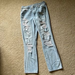 PACSUN light blue denim distressed mom jeans size 28